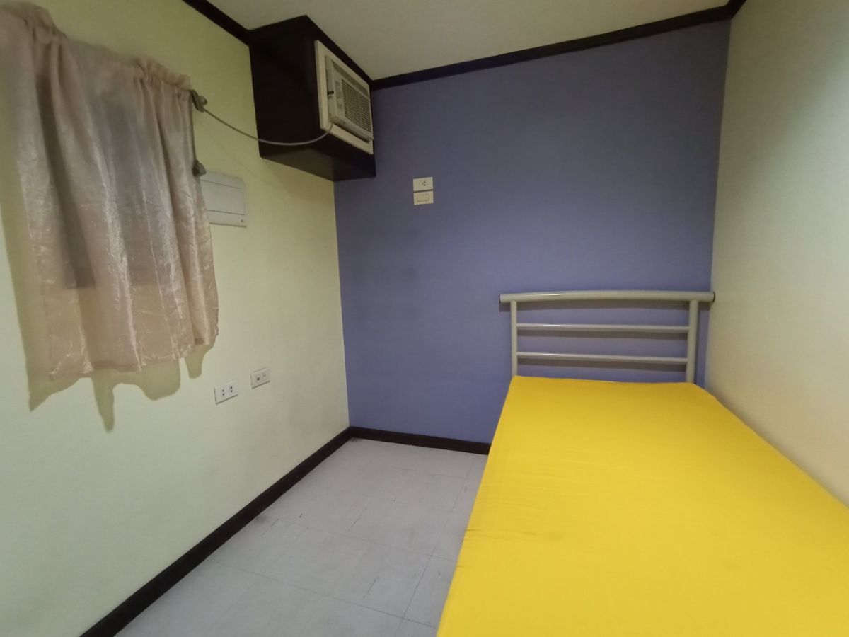 Room for rent with discount in Makati City