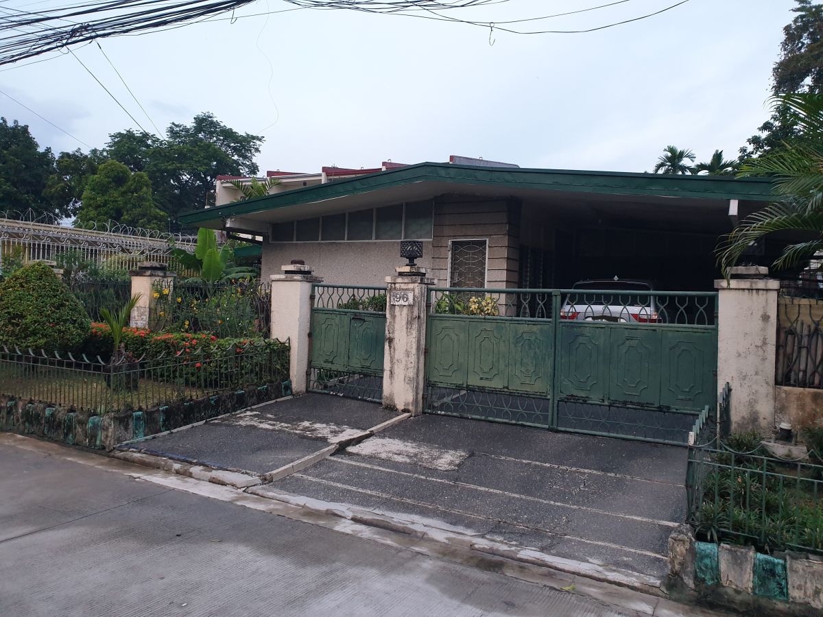 400 sqm. 4 Bedroom House & Lot For Sale in Fairview, Quezon City