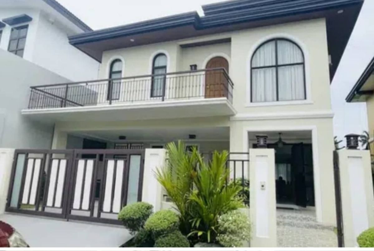 Fully Furnished House and Lot for rent in Brentville, Biñan Laguna