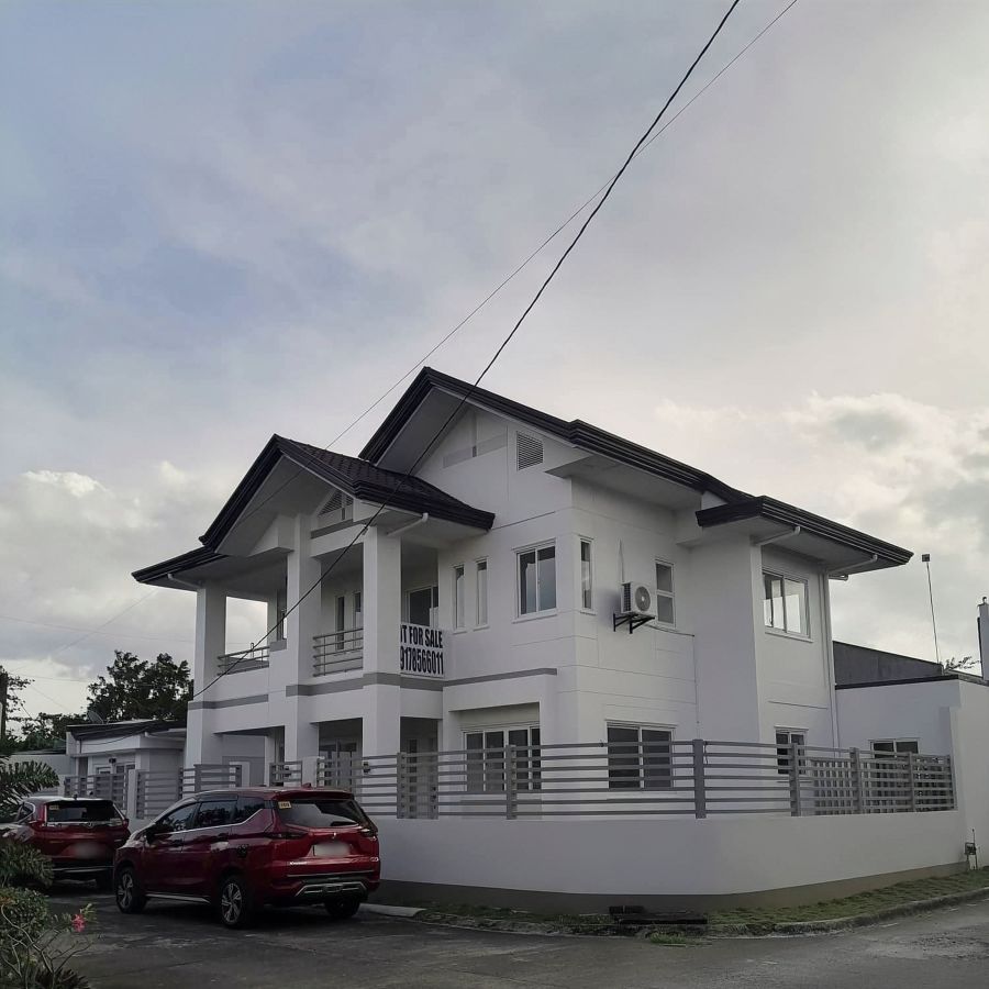 For sale house and lot (semi furnished) 5 bedroom