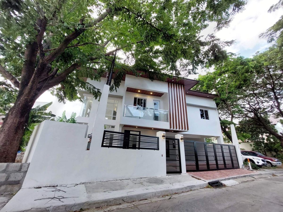 House and Lot - Greenwoods Pasig/Cainta (Brand New)