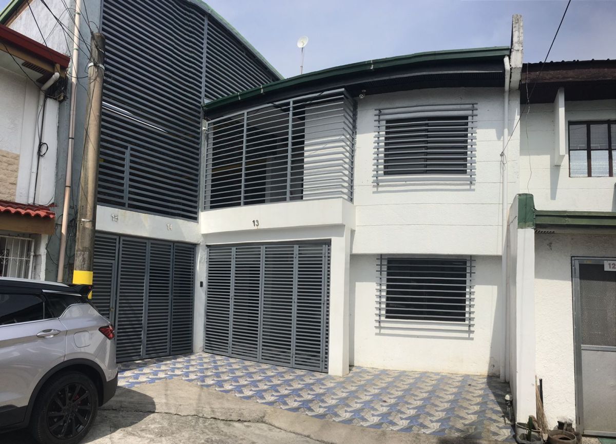For Sale: Residential House in Parkview Moonwalk, Parañaque City