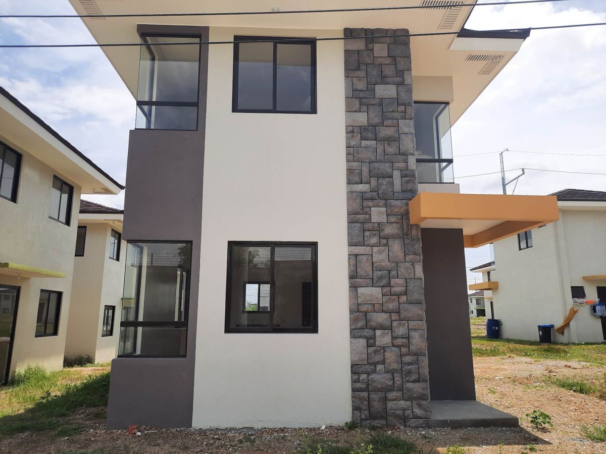 House and Lot for lease at Avida Verra Settings Vermosa, Imus