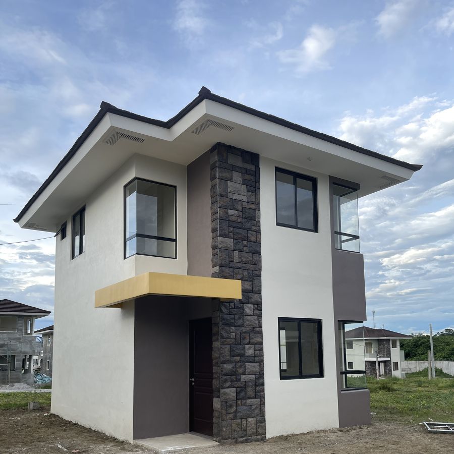 Ready 3 Bedroom House and Lot in Ayala Vermosa Imus Cavite