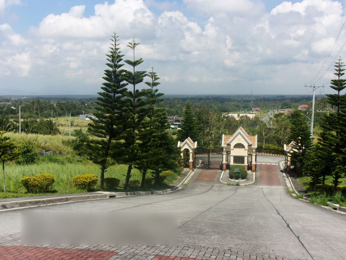 Residential Lot In Ridgewood Heights Near Main Gate