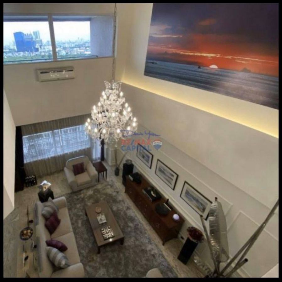 2 Storey Penthouse for Sale in Salcedo Village, Makati City