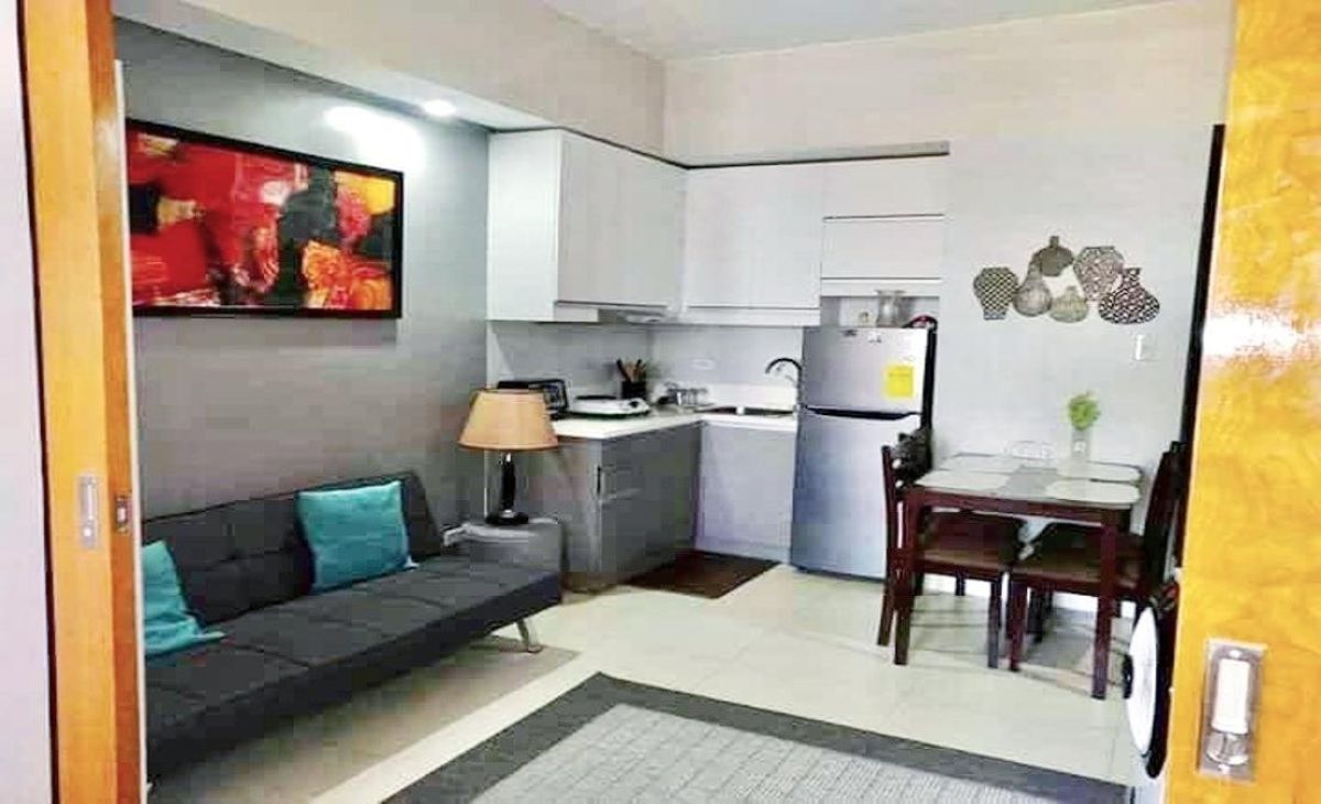 1-Bedroom Fully Furnished Condo in Baseline, Near Fuente Circle, Cebu City