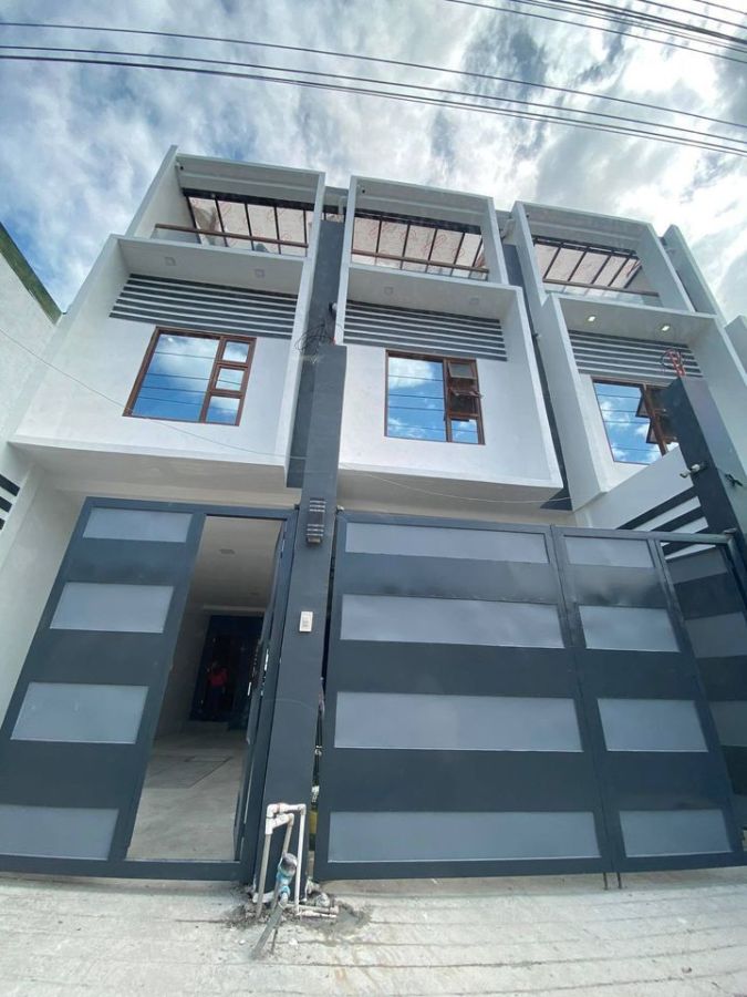 residential commercial 3 storey townhouse for sale 2 cg near aurora blvd rg