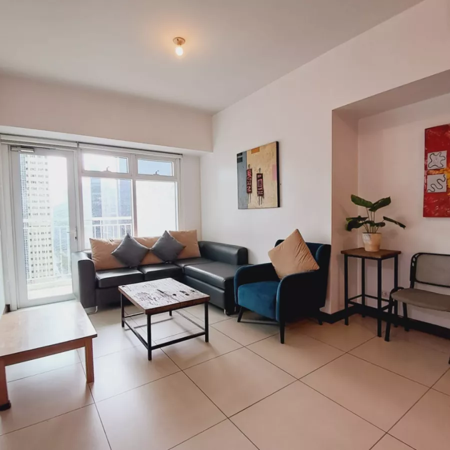 For Sale/ Lease: 1 Bedroom with Parking at West Tower One Serendra BGC