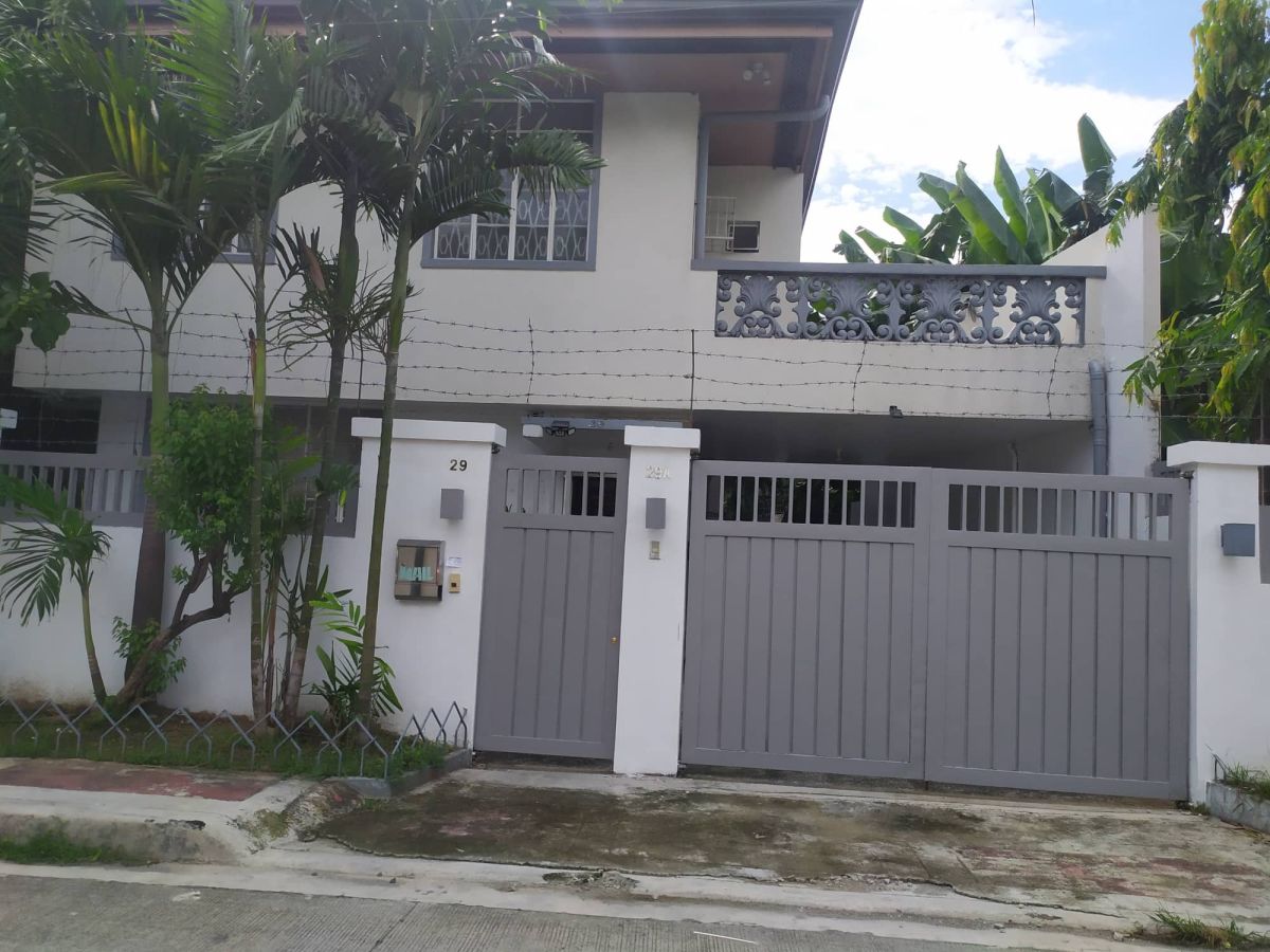 7 Bedroom Big House For Rent / Staff / Office or Administration House