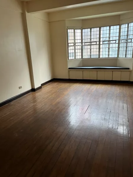 2 Storey Townhouse with 4BR and 4 Parking FOR LEASE in Scout Area Quezon City
