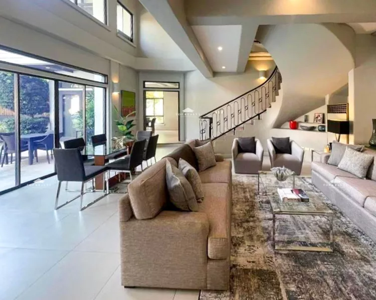 Ayala Alabang, Muntinlupa House with Pool for Sale