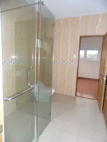 Large house available for rent in Hensonville, featuring 10 bedrooms and a love