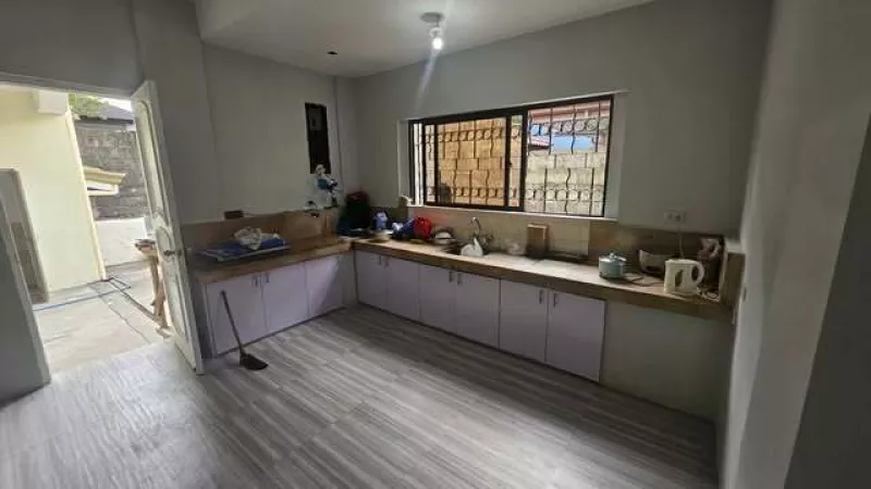 5-BR House for Rent in Quezon City