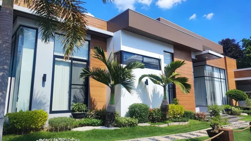 Spacious Modern Bungalow with Garden & High Ceilings in Angeles City