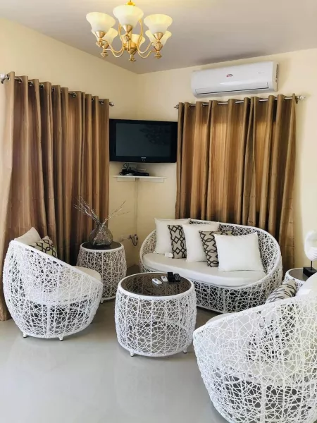 Bungalow House for rent with 3 bedrooms near Korean Town