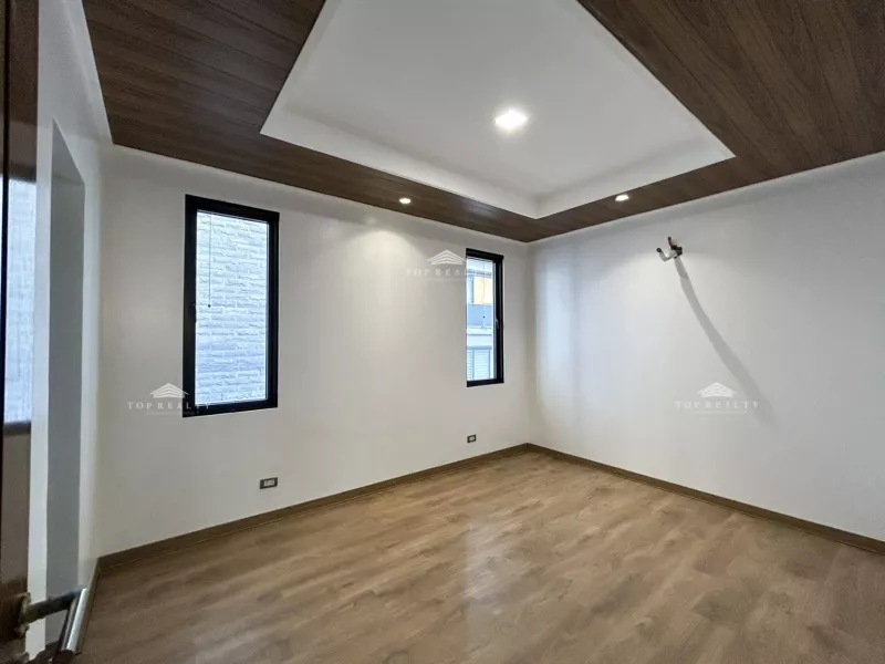 For Lease: 5 Bedroom House and Lot at McKinley West, Taguig City