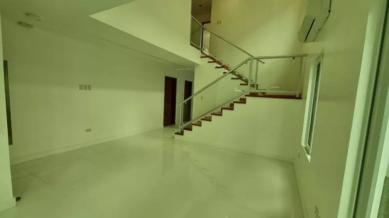Newly Renovated House and Lot for rent or for sale with 4 br and pool in Angeles