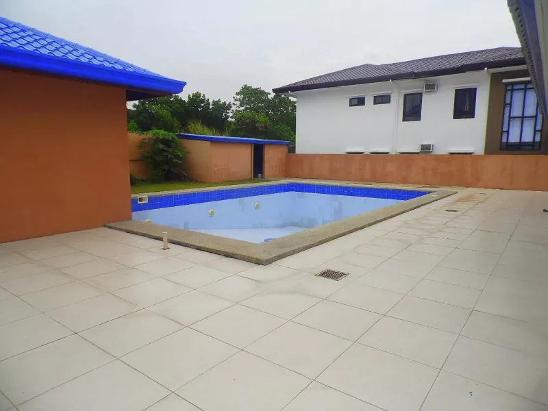Discover a spacious property for sale in Hensonville, boasting 10 bedrooms and