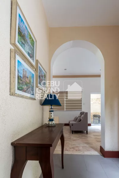 Tranquil Family Home for Rent in Maria Luisa Park