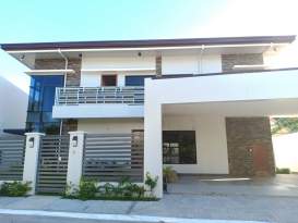 Newly Built High Ceiling Modern House For Sale In Bf Homes