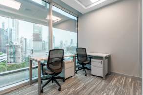 Work your way in a private office for three at Voice UAT in Fort Bonifacio,  Taguig