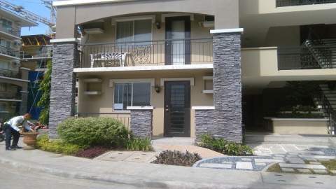 Condo Unit For Sale in Arezzo Place Pasig