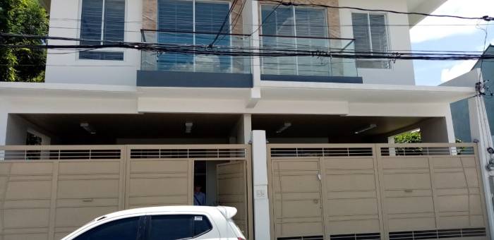 Page 111 Townhouse For Sale In Tandang Sora Metro Manila Lamudi