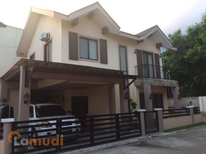 Townhouses in Dreamhomes Executive Village | Lamudi